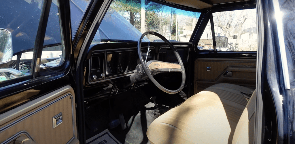 Ford F250 1977